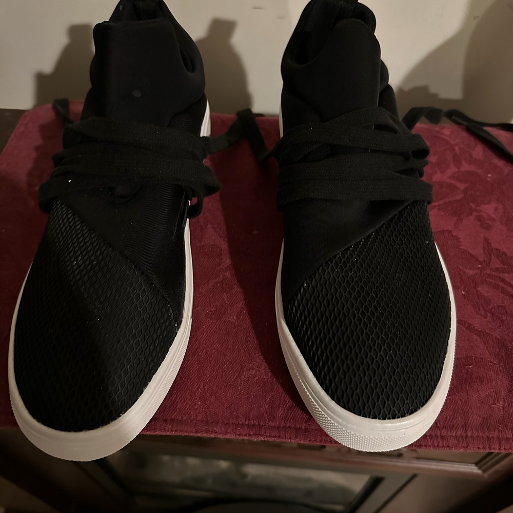 Steve Madden Black and White Sneakers